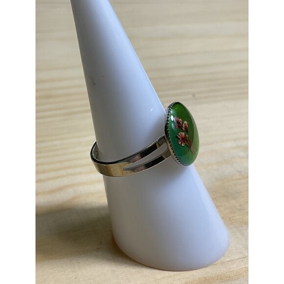 Adjustable Silver Tone Green Dried Flower Ring - Picture 2 of 4